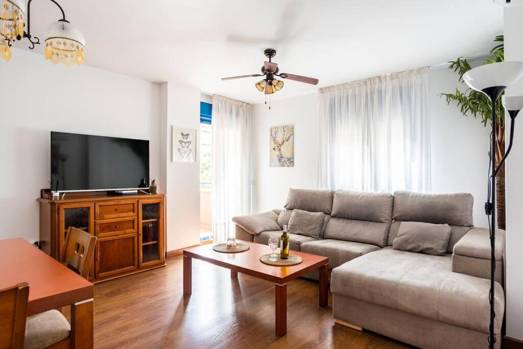 Ayala Beach Apartment مالقة المظهر الخارجي الصورة